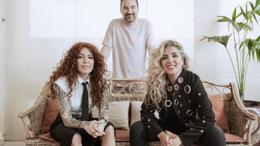 Rebeca, Sofía Cristo y Dany BPM