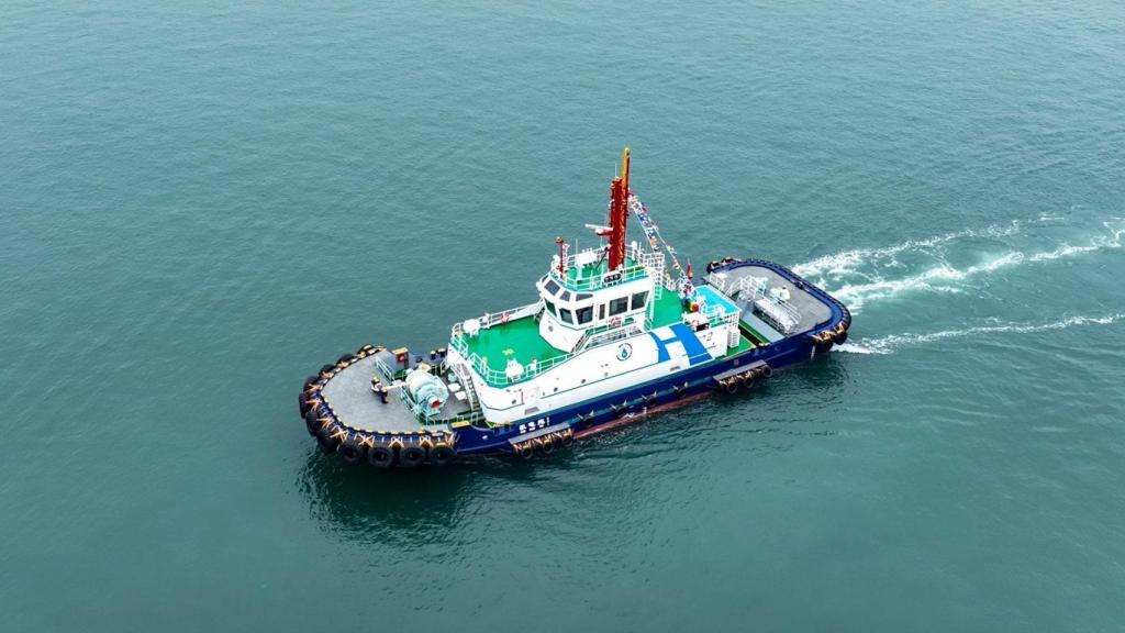 Barco con baterías de CATL