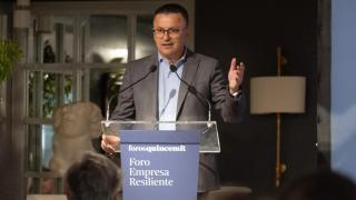 El conselleiro de Emprego, Comercio e Emigración, José González, en el Foro Empresa Resiliente.