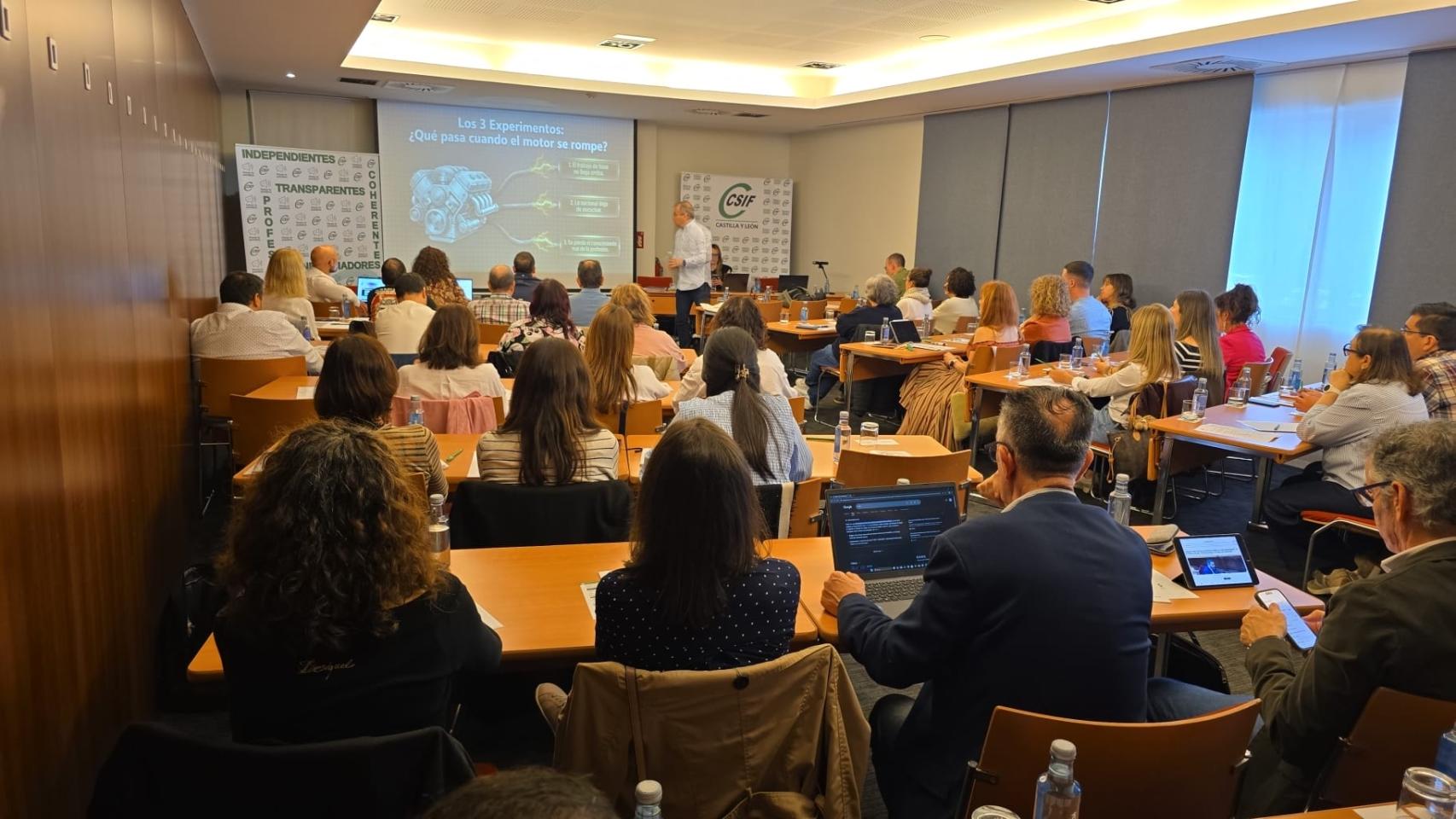 La Central Sindical Independiente y de Funcionarios (CSIF) celebra hoy una reunión autonómica de delegados y delegadas de Educación
