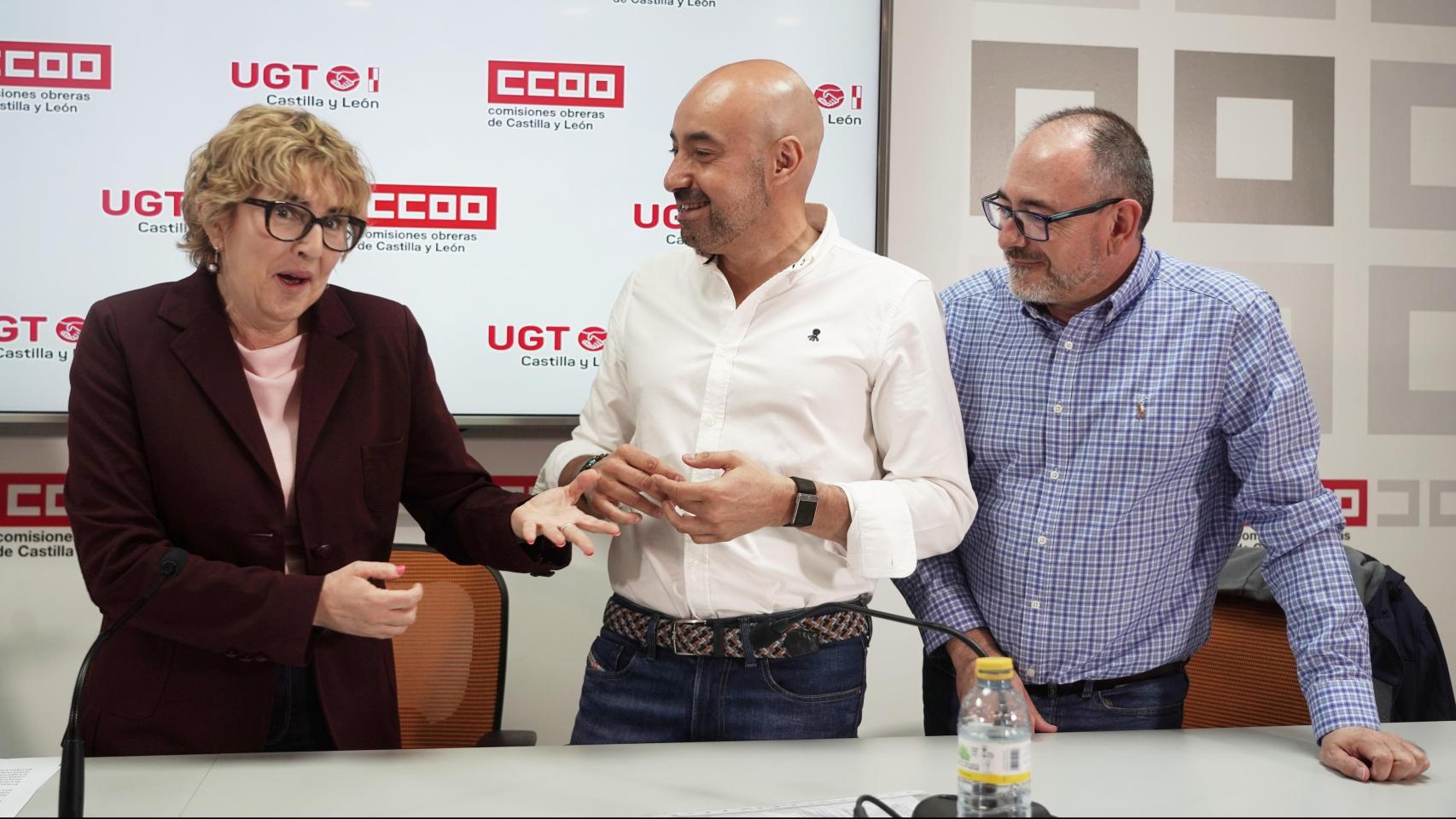 La secretaria general de Comisiones Obreras en Castilla y León, Ana Fernández, y el secretario general de UGT en Castilla y León, Óscar Lobo, durante la presentación de los actos del 1 de mayo, este miércoles en Valladolid