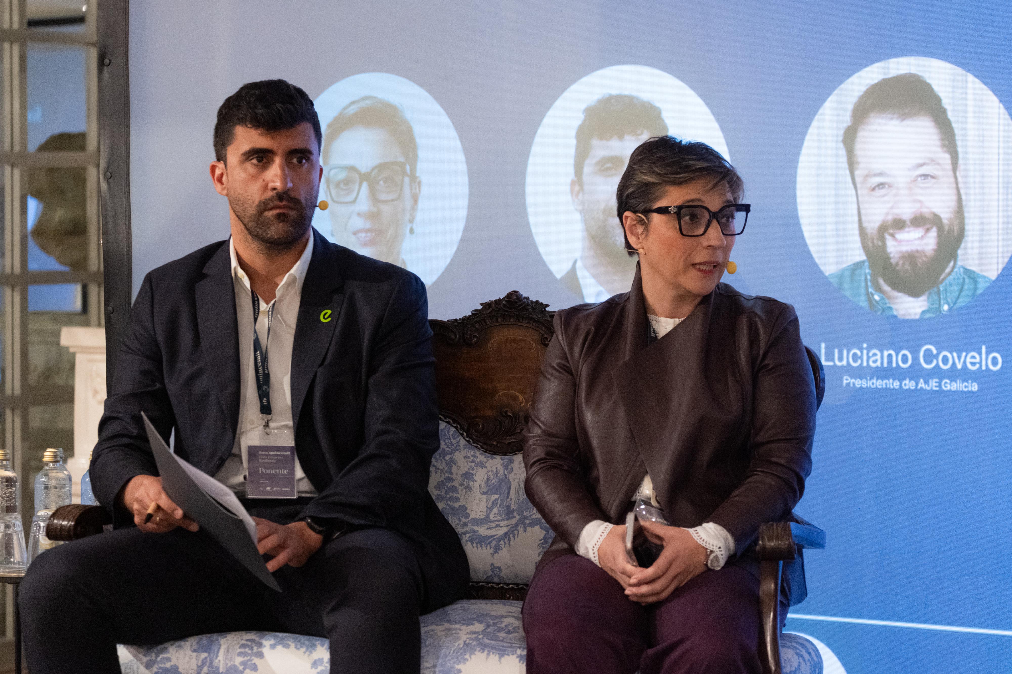 El director de E.nova Enerxía, Xurxo López González, y la CEO de Datadefend Solutions, Judit Meiriño, ayer en el Foro Empresa Resiliente.