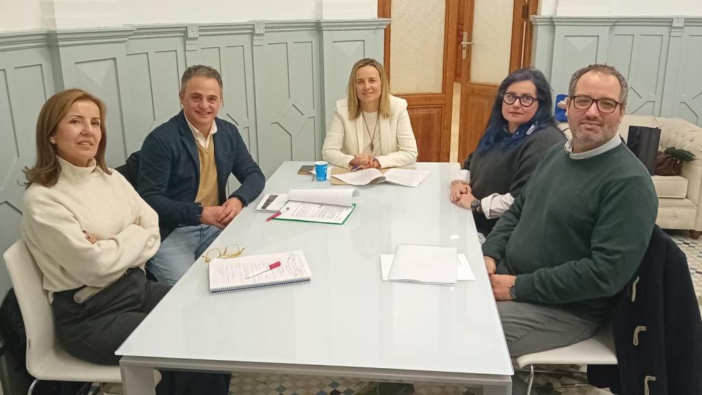 Reuniones de plataformas como Convivir Russafa con el consistorio, en una imagen de archivo. EE