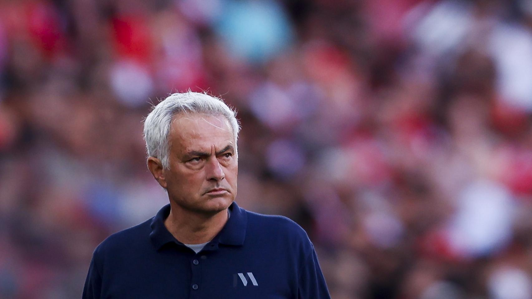 Jose Mourinho, en un partido del Benfica