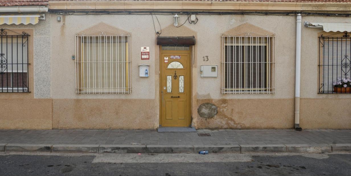 La casa de la calle Geranio del Bacarot donde Omar vivía con su esposa y enterró el cadáver de Jesús Tavira.