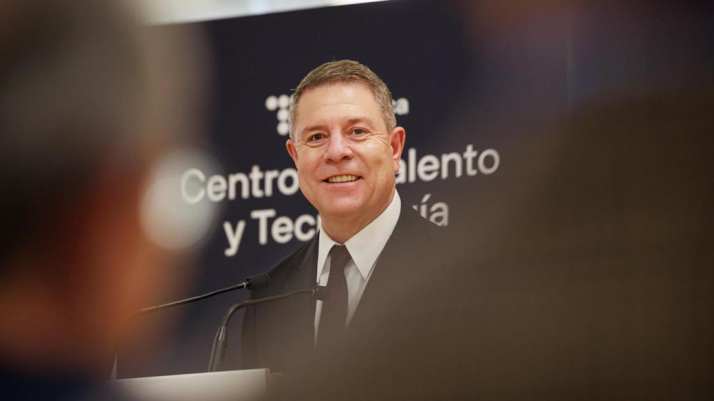 Emiliano García-Page ha inaugurado un centro tecnológico de Telefónica en Toledo.