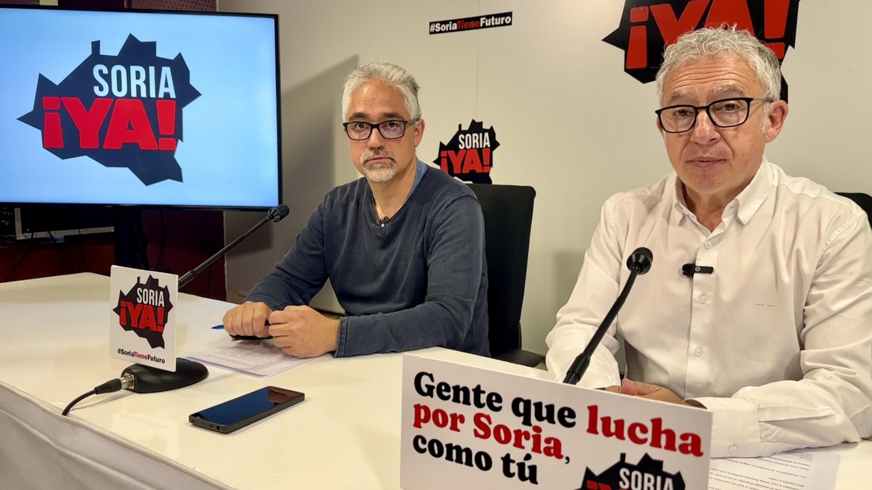 Los portavoces de Soria ¡Ya!, Carlos Vallejo y Ángel Ceña, en la rueda de prensa de este jueves en la capital soriana