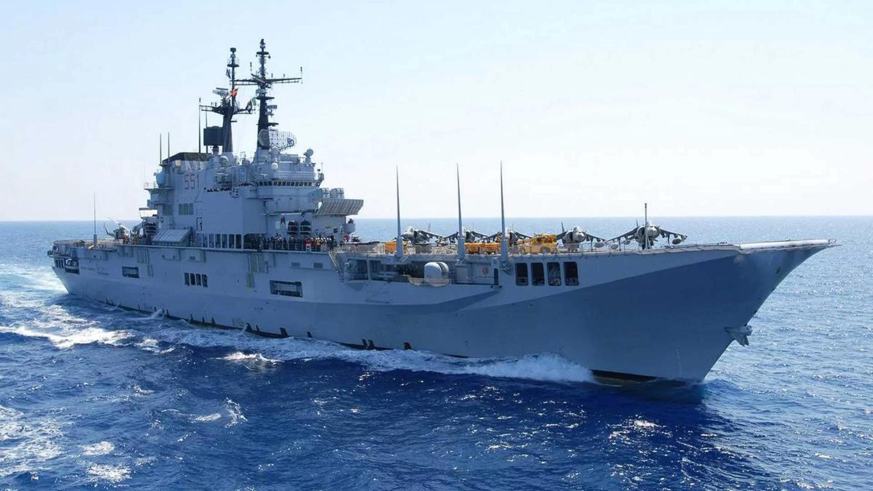 El portaaviones Giuseppe Garibaldi (C 551)
