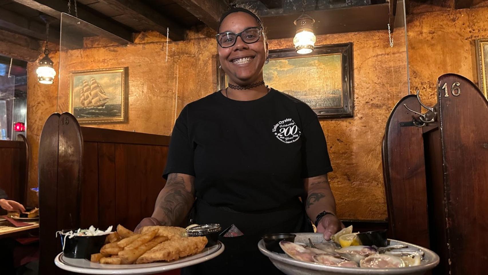 Almejas y Bacalao en el Union Oyster House de Boston.jpg