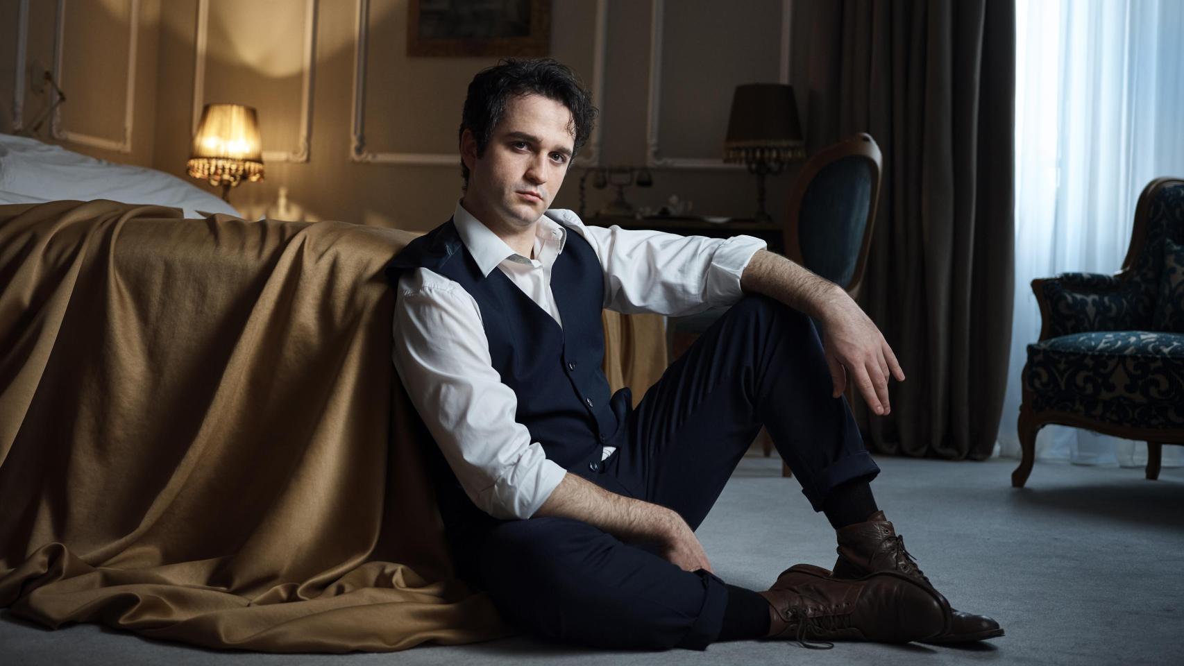 Xabier Anduaga como Werther. Foto: Paco Amate