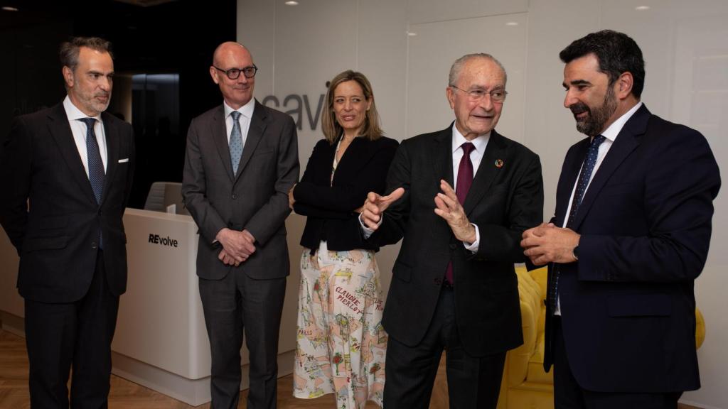 Acto de inaugiración de las nuevas oficinas de Savills en Málaga.