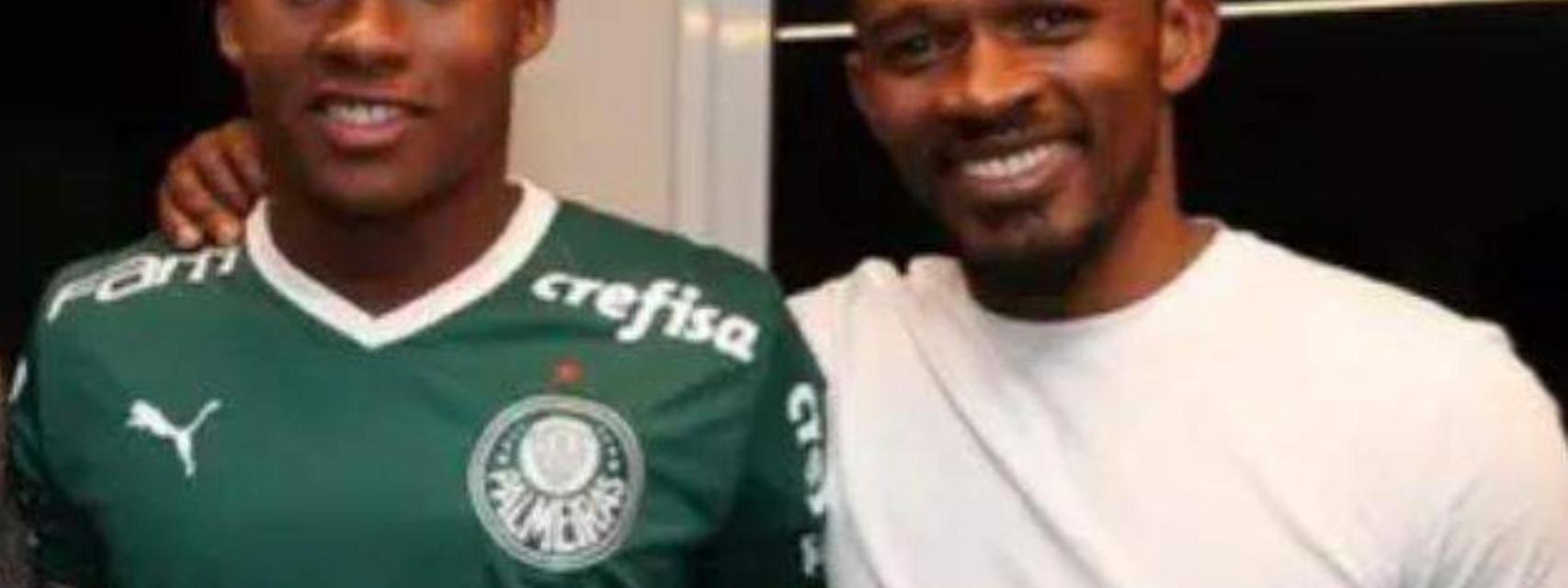 Endrick junto a su padre, Douglas Sousa