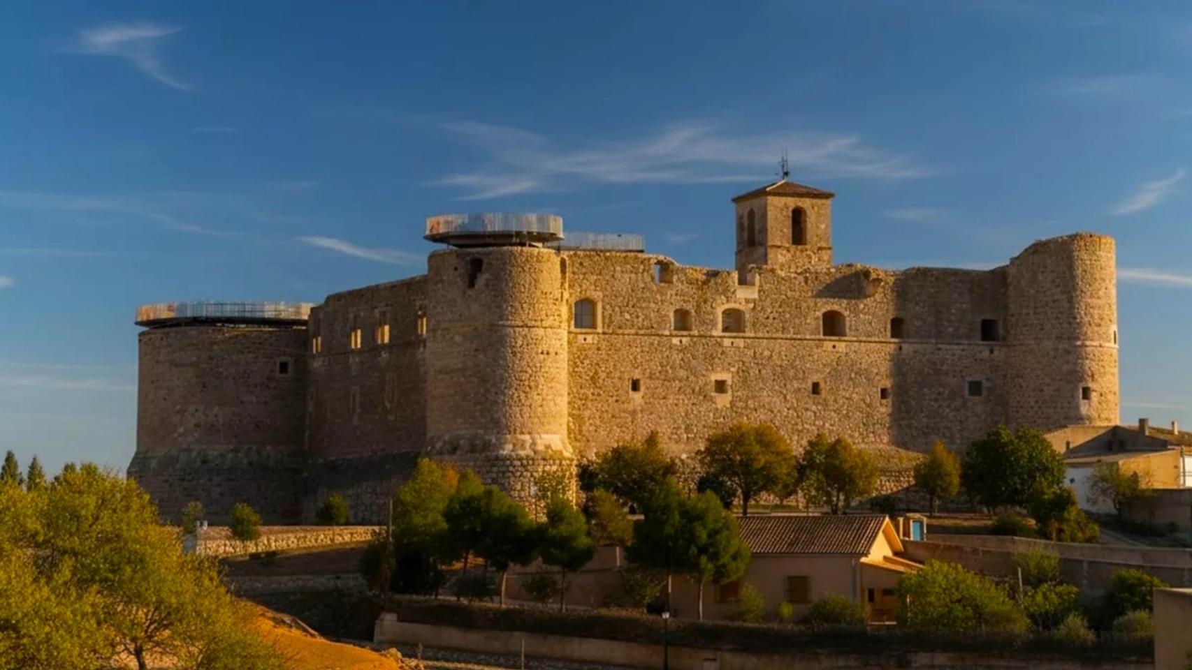 Castillo de Garcimuñoz, en un pequeño pueblo de la provincia de Cuenca