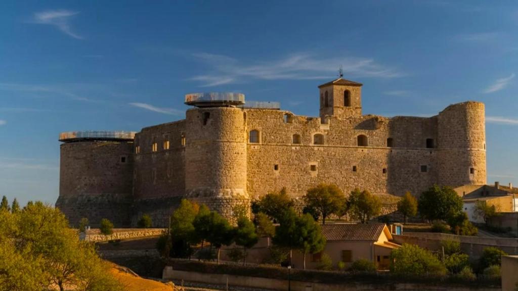 Castillo de Garcimuñoz, en un pequeño pueblo de la provincia de Cuenca
