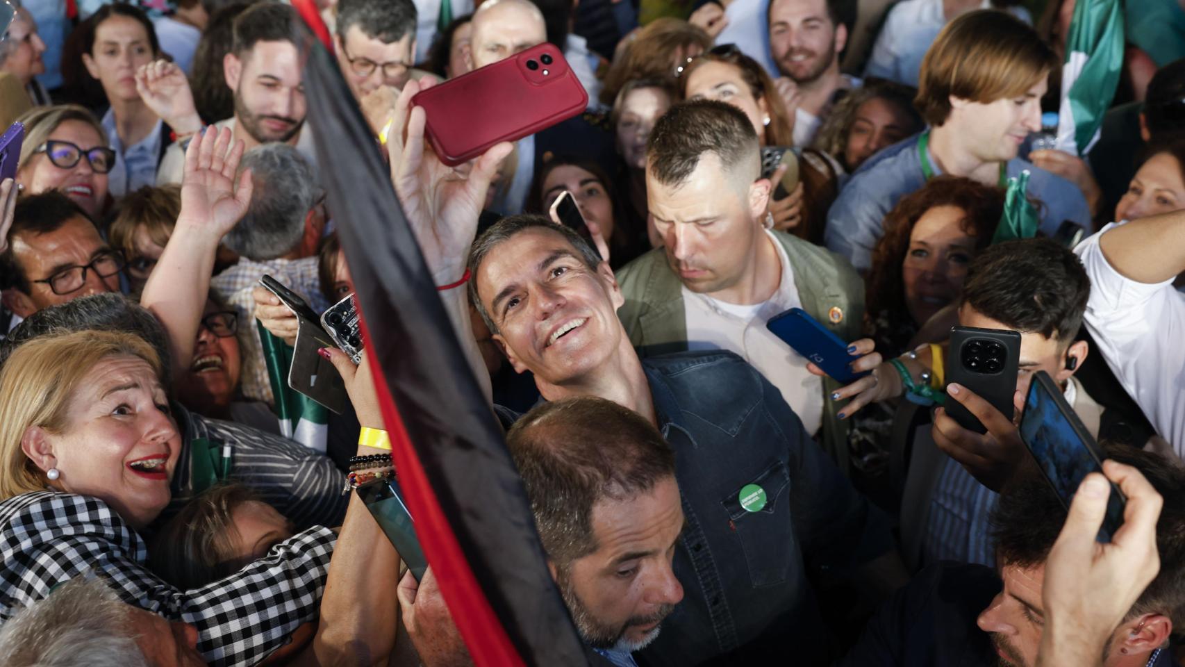 Pedro Sánchez, en el mitin del PSOE en Cártama.
