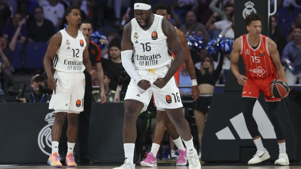 Usman Garuba celebra una acción durante el partido ante el Hapoel.