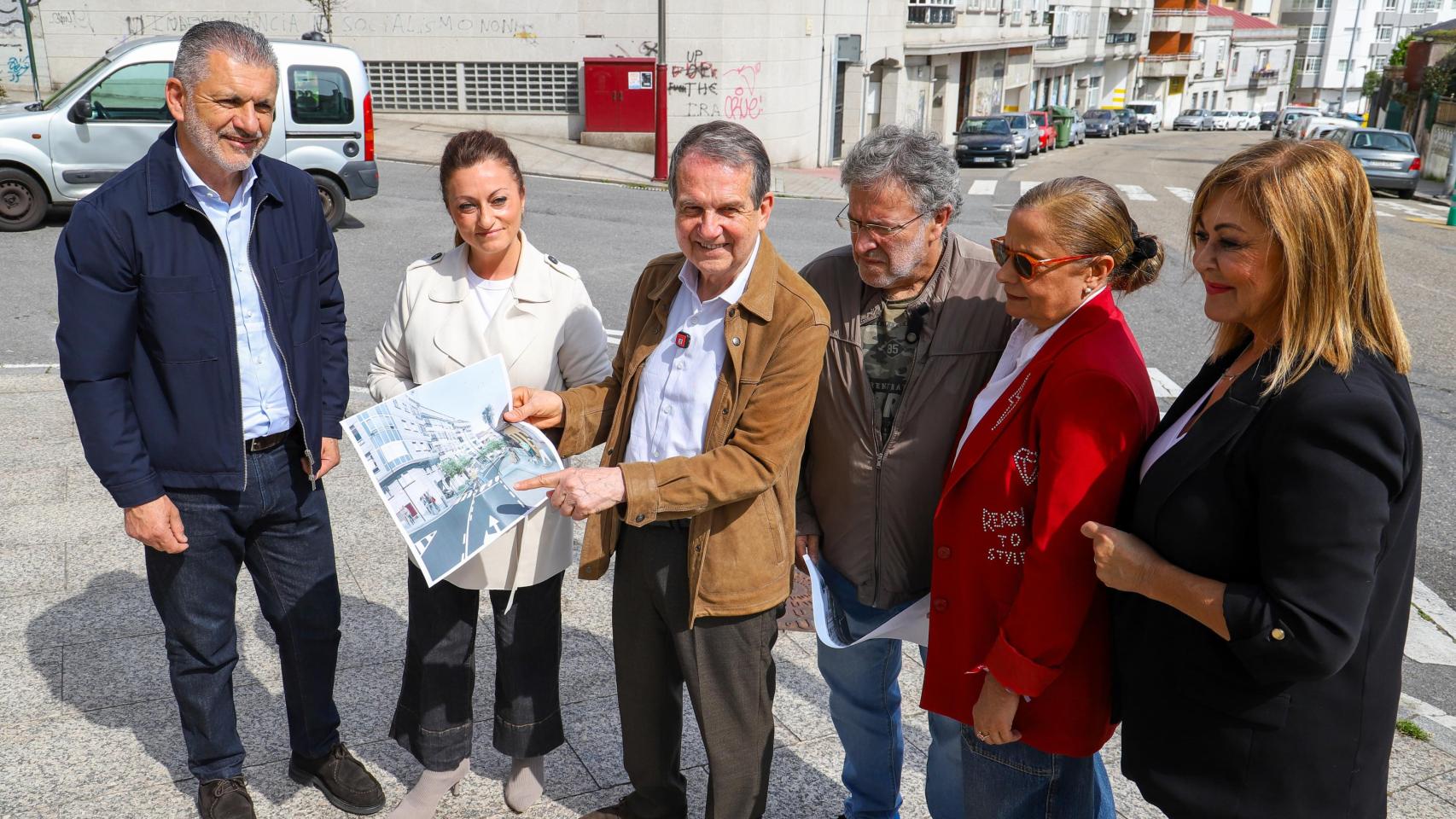 Abel Caballero y miembros del gobierno local en Doutor Carracido
