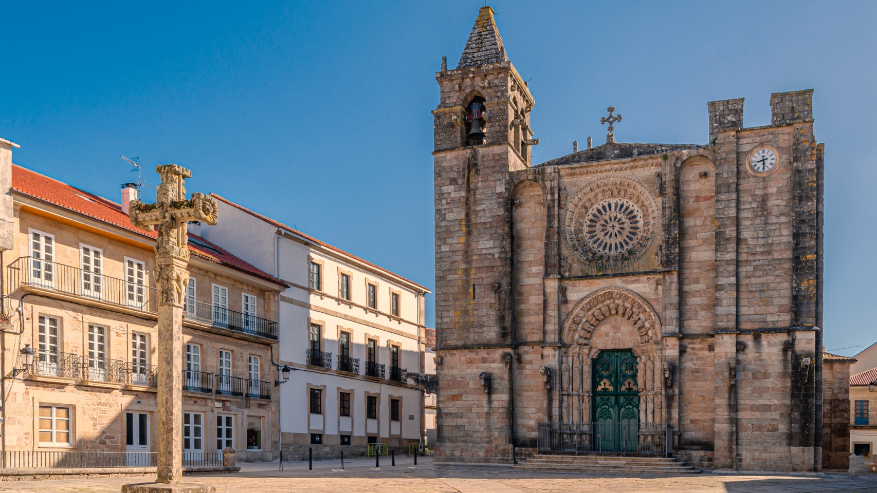 Iglesia de San Martiño en Noia (A Coruña)