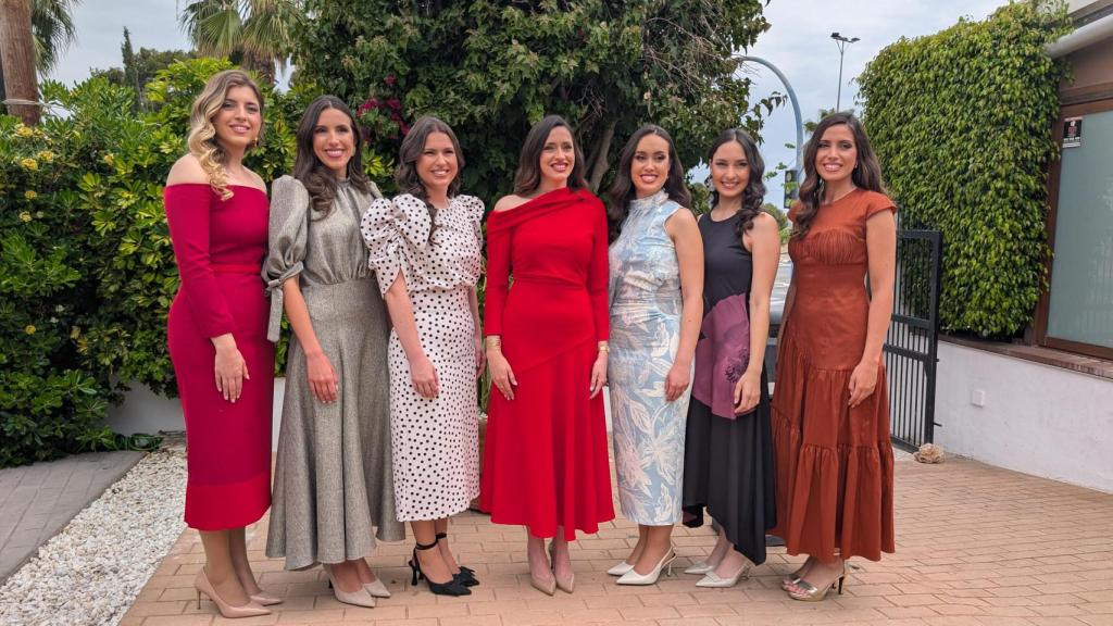 La Bellea del Foc y sus Damas de Honor.
