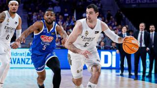 Abalde, durante el partido ante el UCAM Murcia.