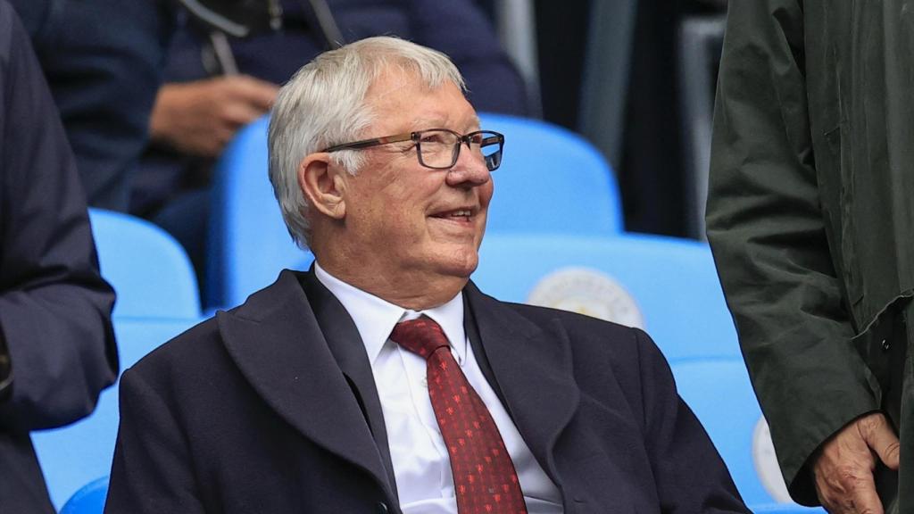 Alex Ferguson, en el palco del Etihad Stadium en un derbi de Manchester.