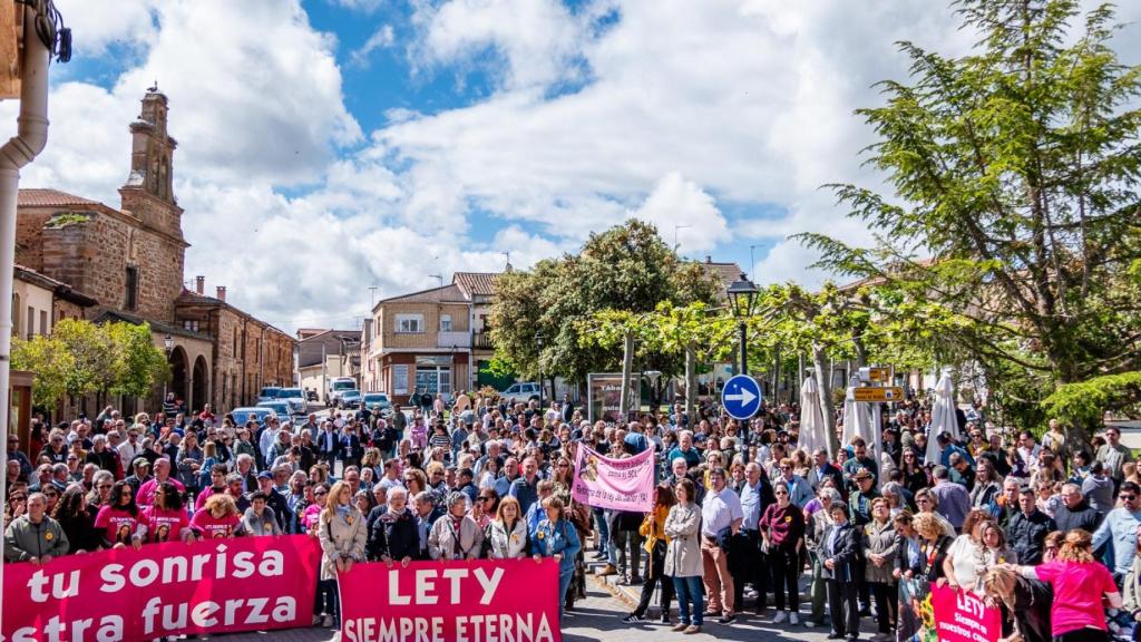 Unas 500 personas reclaman en Tábara (Zamora) el endurecimiento de la Ley del Menor