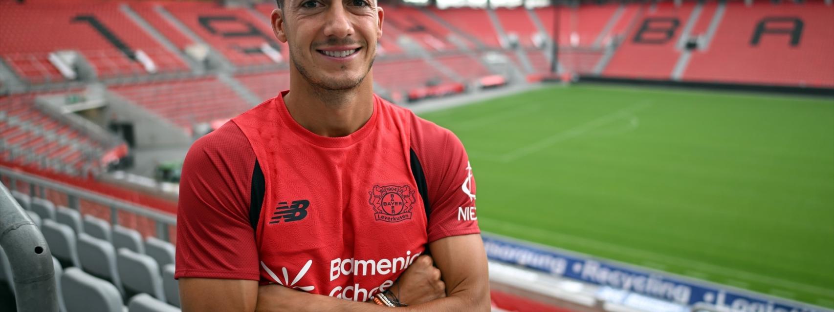 Lucas Vázquez, en su presentación como jugador del Bayer Leverkusen.