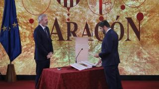 El vicepresidente Alejandro Nolasco (Vox) jura su cargo ante el presidente Jorge Azcón