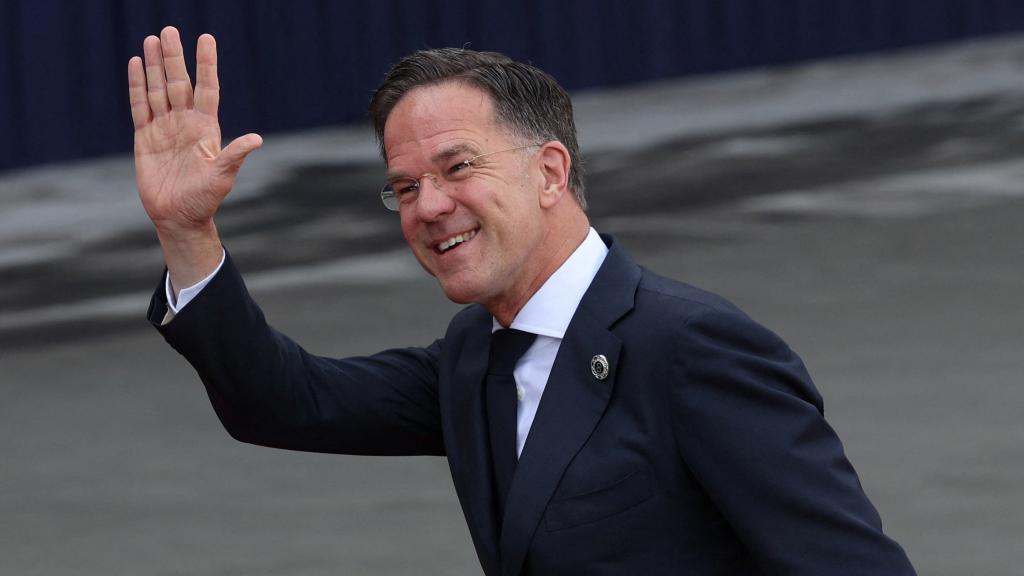 Mark Rutte, secretario general de la OTAN, este lunes a su llegada a la cumbre de la Comunidad Política Europea.