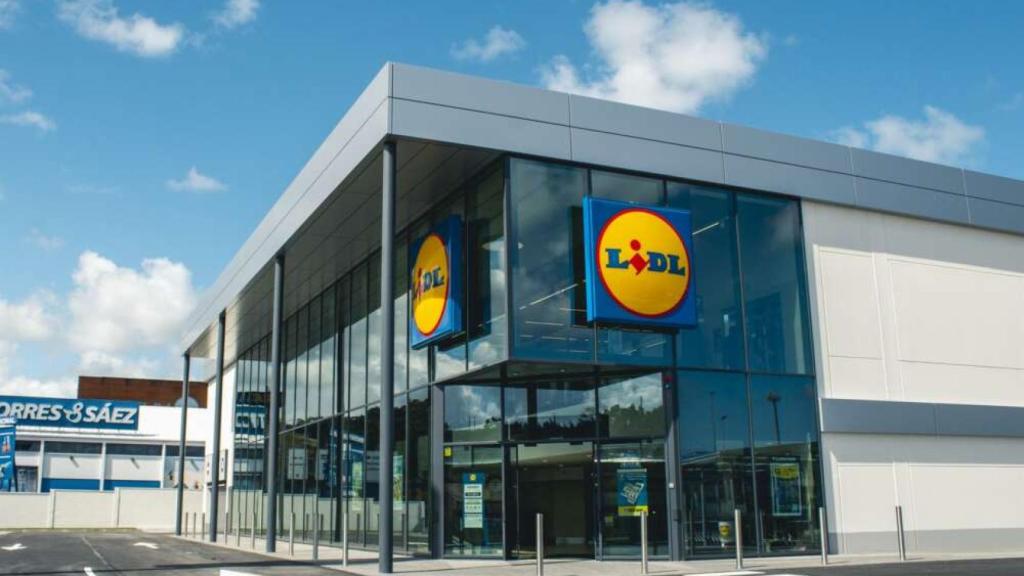 Fachada Lidl. 