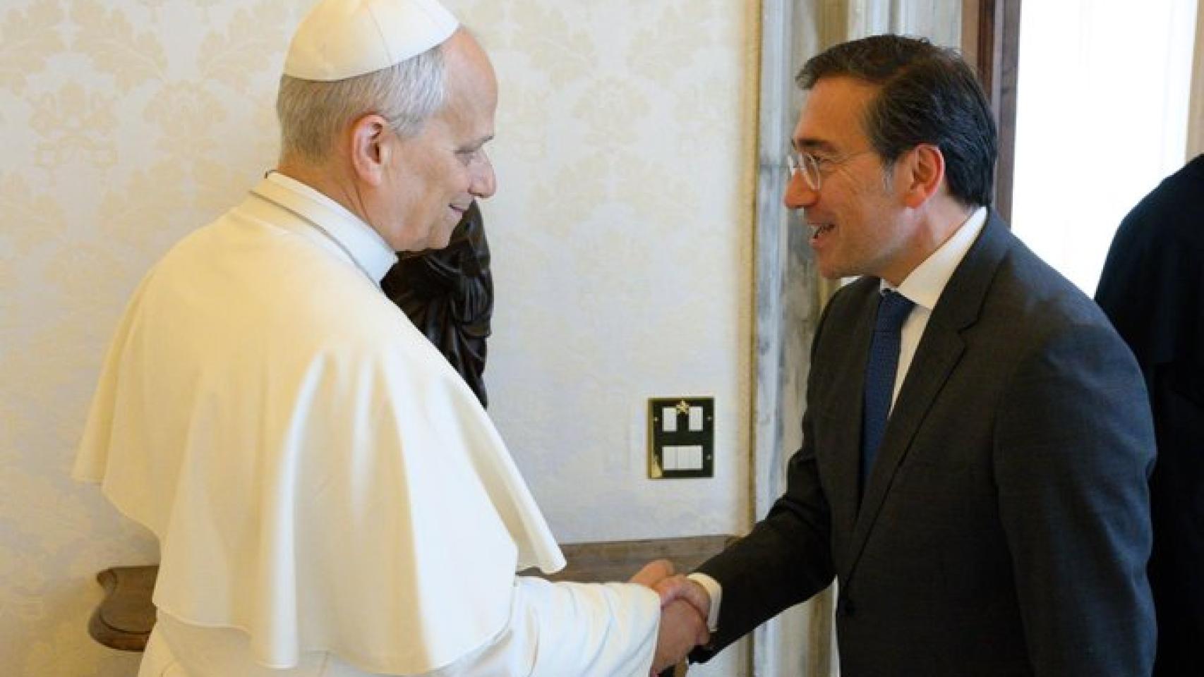 El papa León XIV recibió este lunes al ministro de Asuntos Exteriores de España, José Manuel Albares.