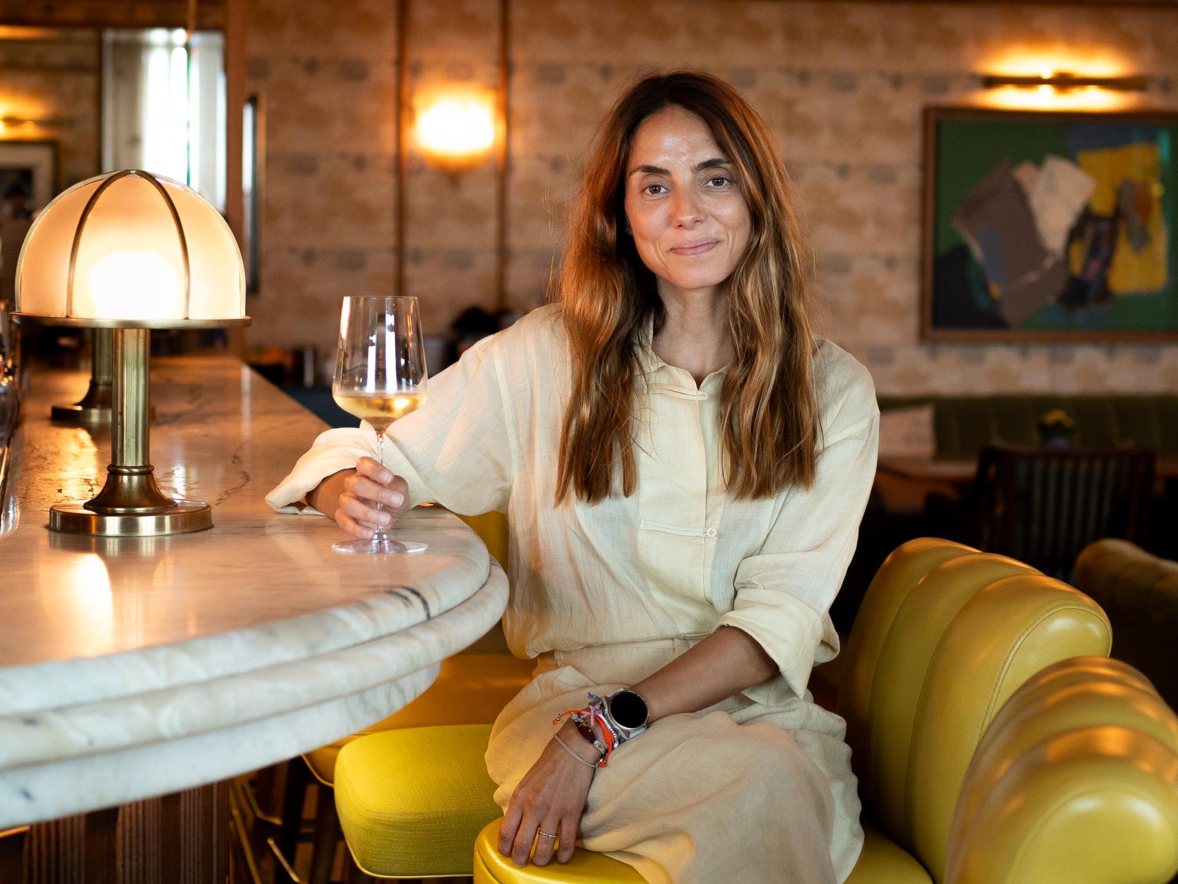 Martina Prieto Pariente continúa la tradición familiar con su empresa, Bodegas Prieto Pariente.