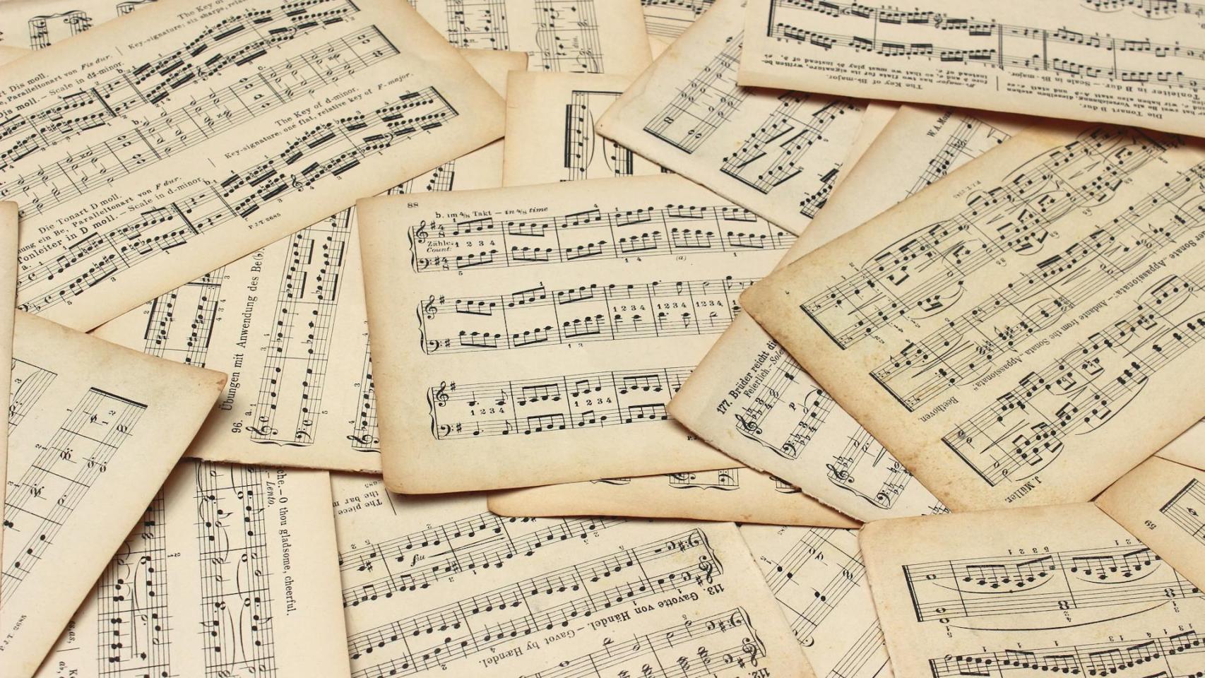 Partituras musicales. Foto: Buchkiste/Pexels