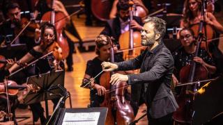 Josep Vicent y la ADDA Sinfónica. Foto: Música en Segura