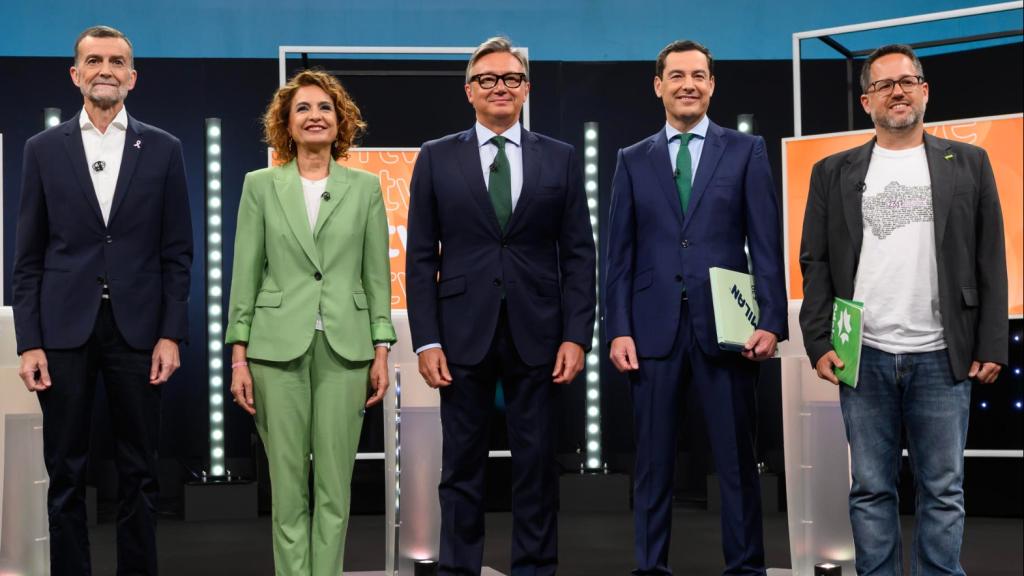 Los candidatos, antes del debate.