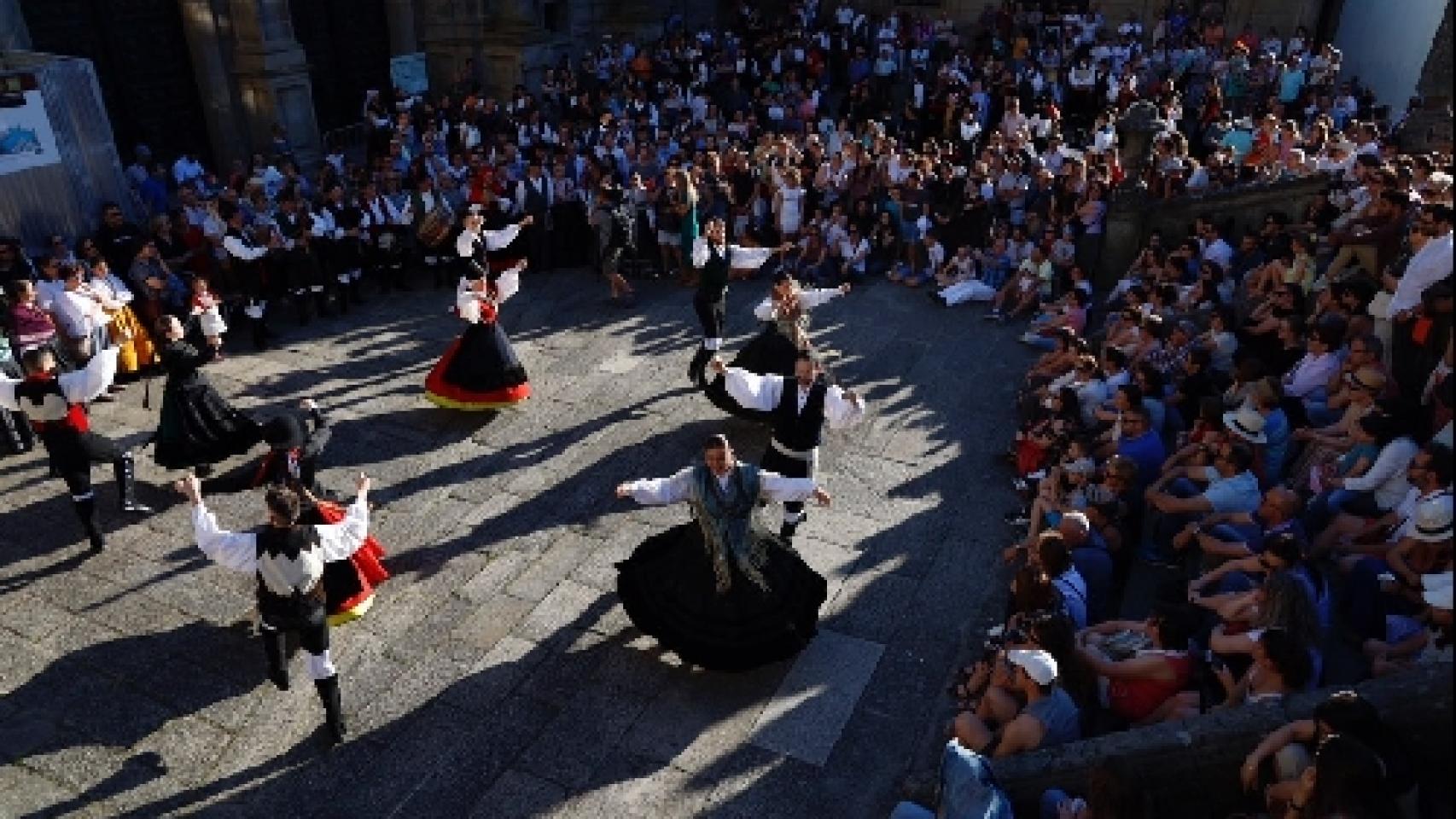 Tanxugueiras darán inicio a las fiestas de la Ascensión 2026 en Santiago: Las más picheleiras del año