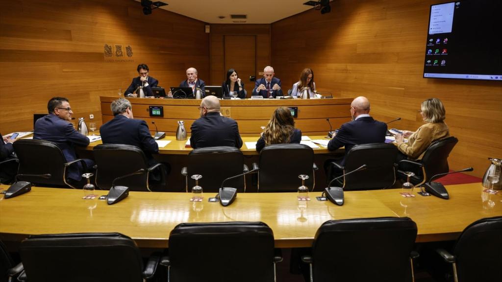 Imagen de archivo de la comisión de investigación en Les Corts. Rober Solsona/Europa Press
