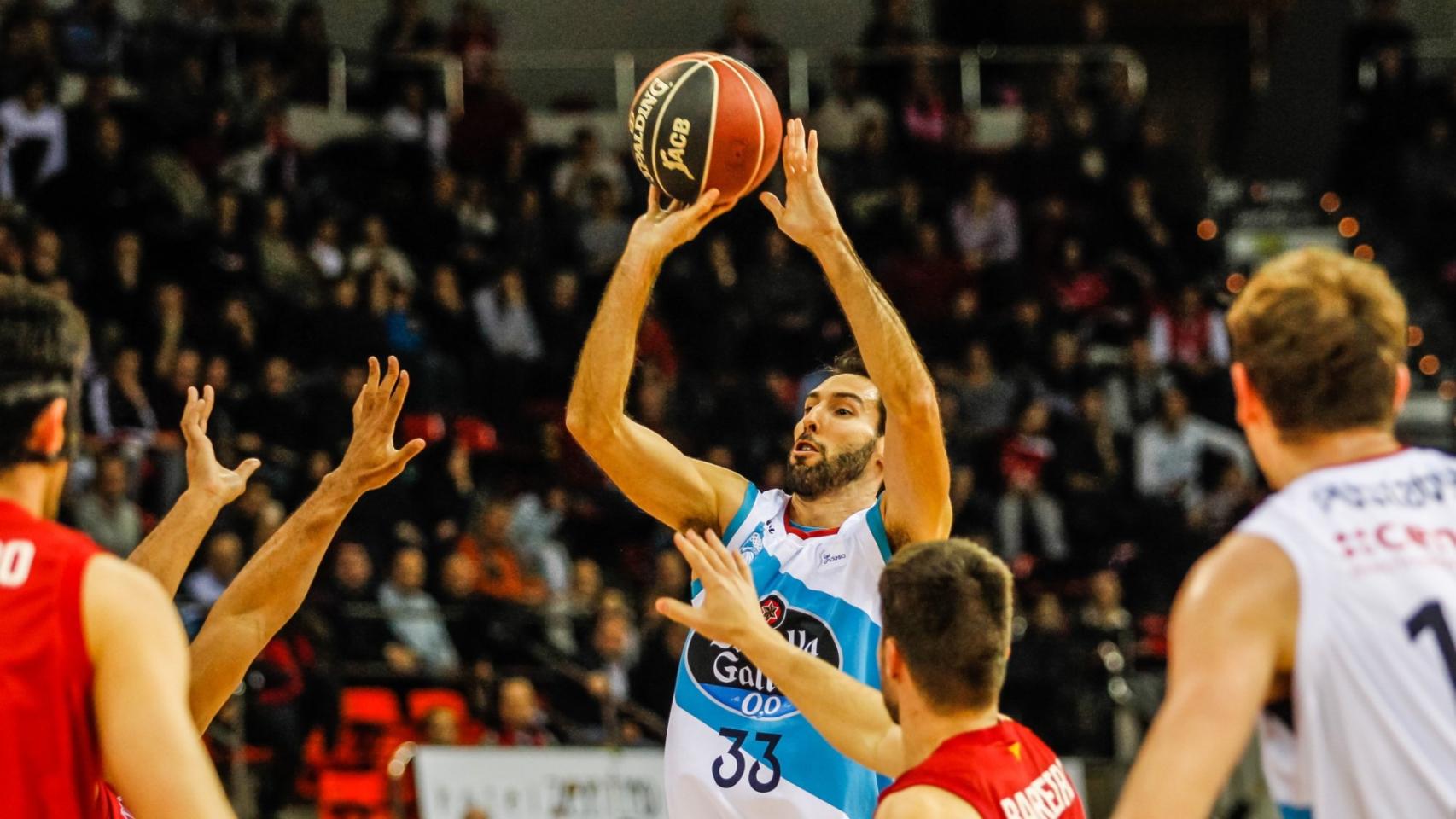 Alberto Corbacho, en un partido con el Obradoiro.