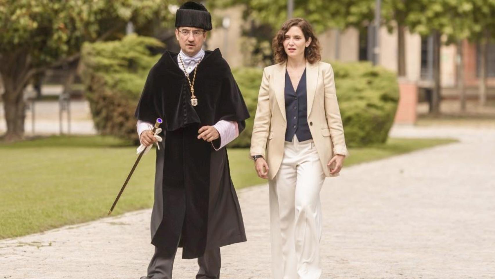 Ángel Arias e Isabel Díaz Ayuso 
