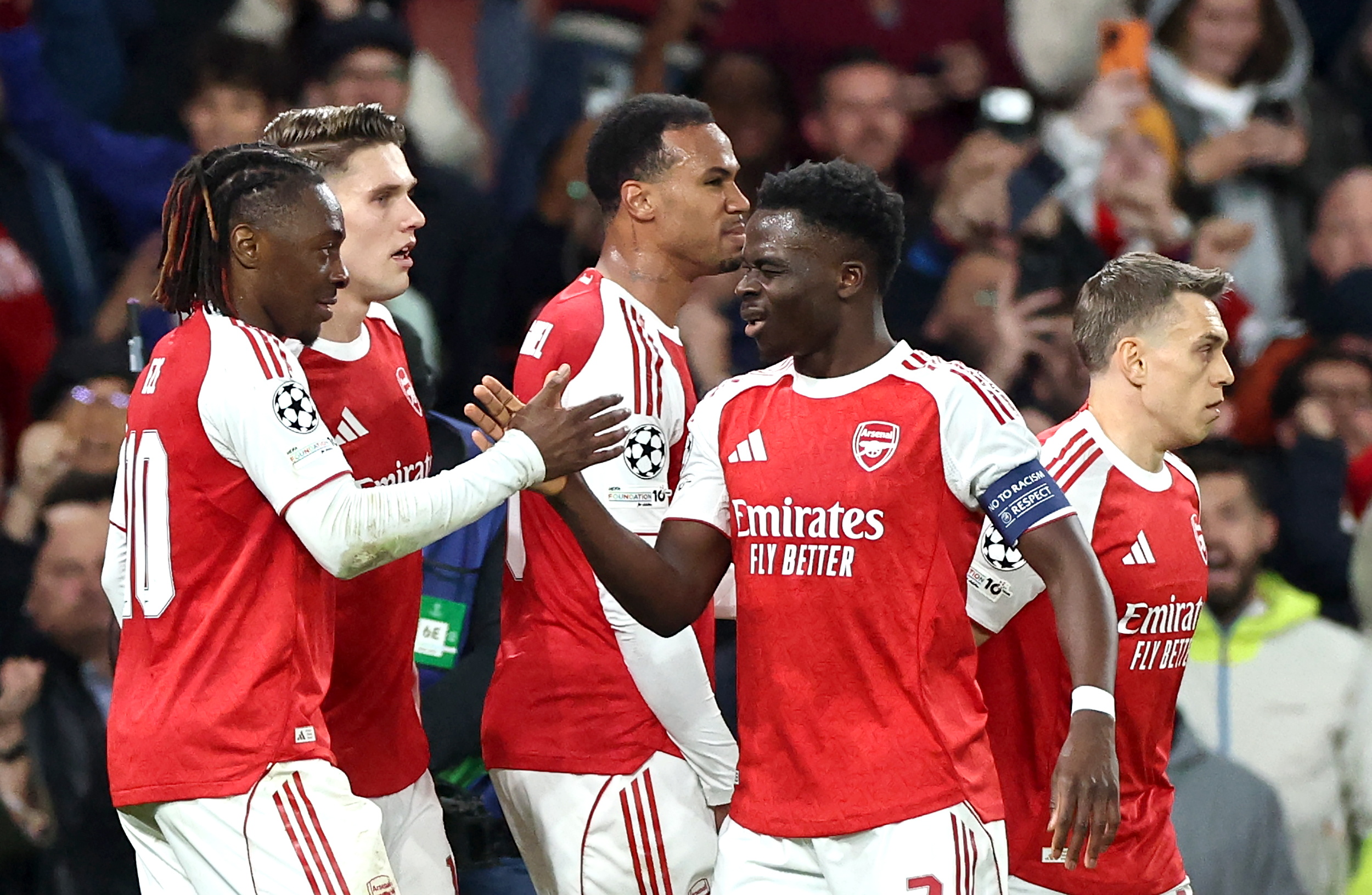 Saka celebra el gol del Arsenal en las semifinales ante el Atlético de Madrid.