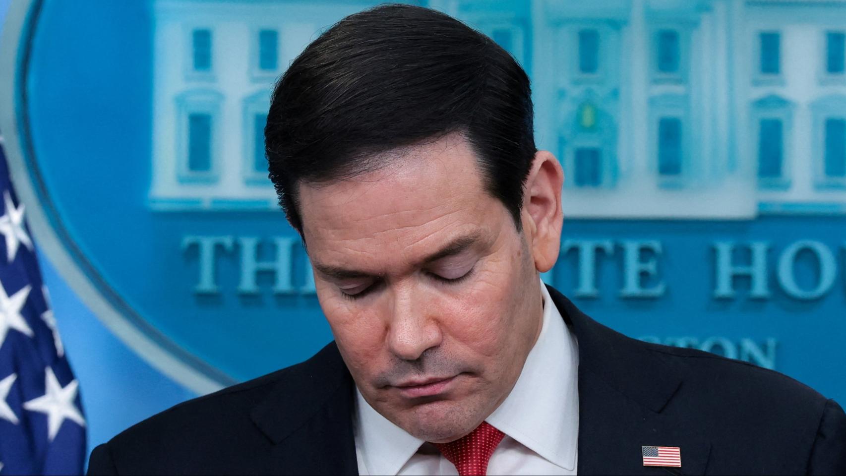 Trump humilla a Rubio: le hace defender el 'Proyecto Libertad' antes de suspenderlo y ataca al Papa antes de su viaje a Roma
