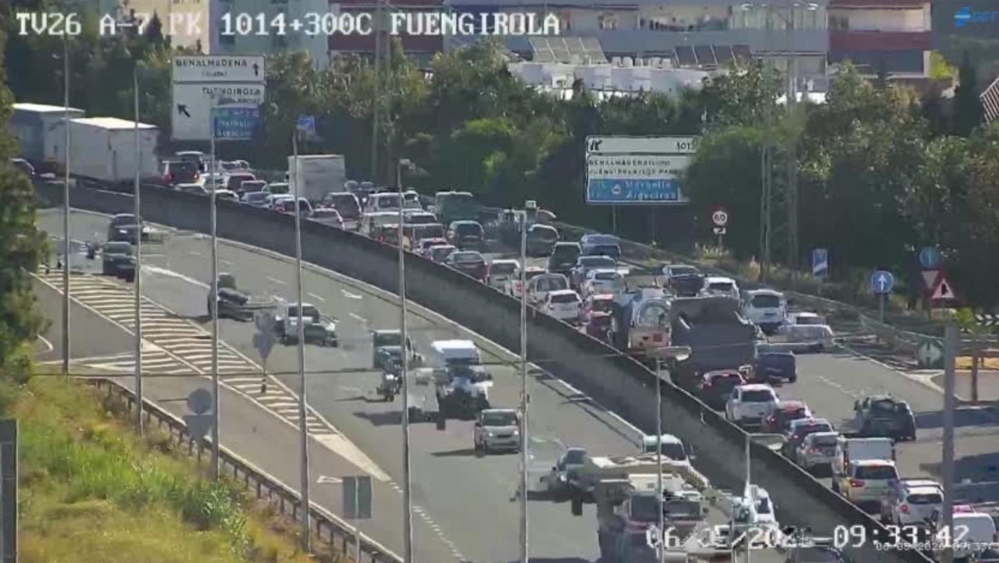 Imagen del atasco en la A-7, que llega a Fuengirola.