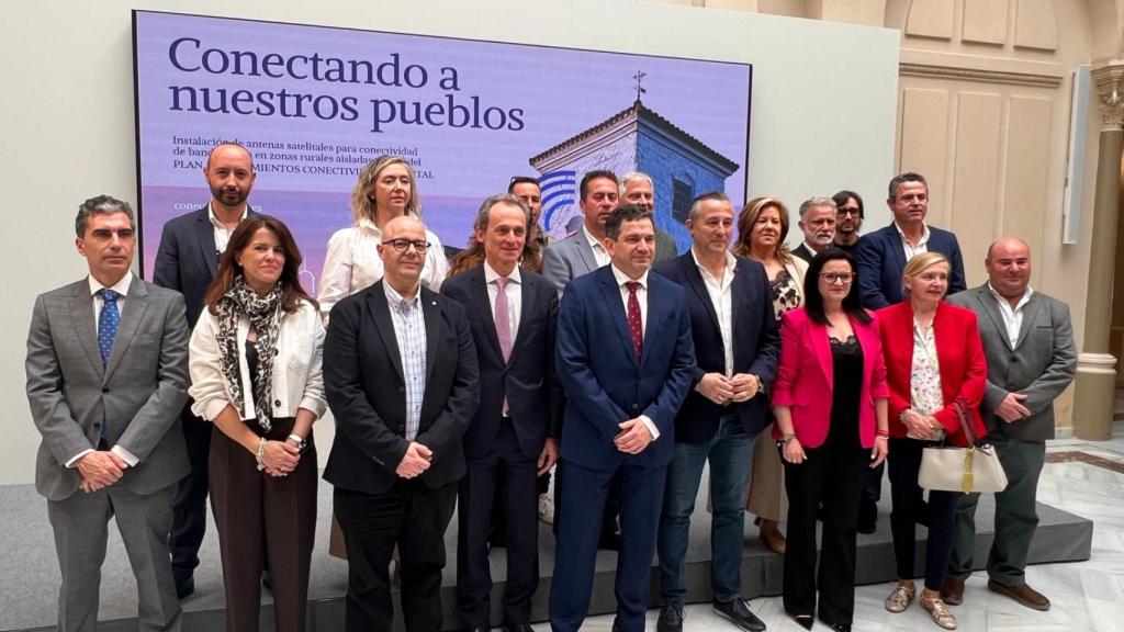 Diputación Ciudad Real e Hispasat impulsan plan de conectividad satelital en medio rural.