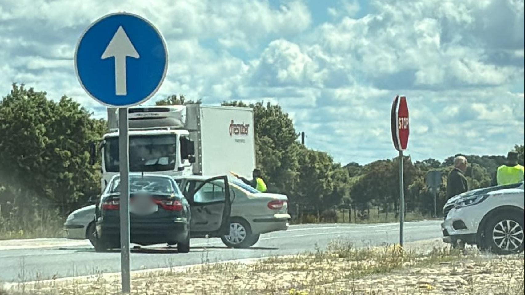 Accidente en la CL-517 a la altura de Doñinos de Ledesma.