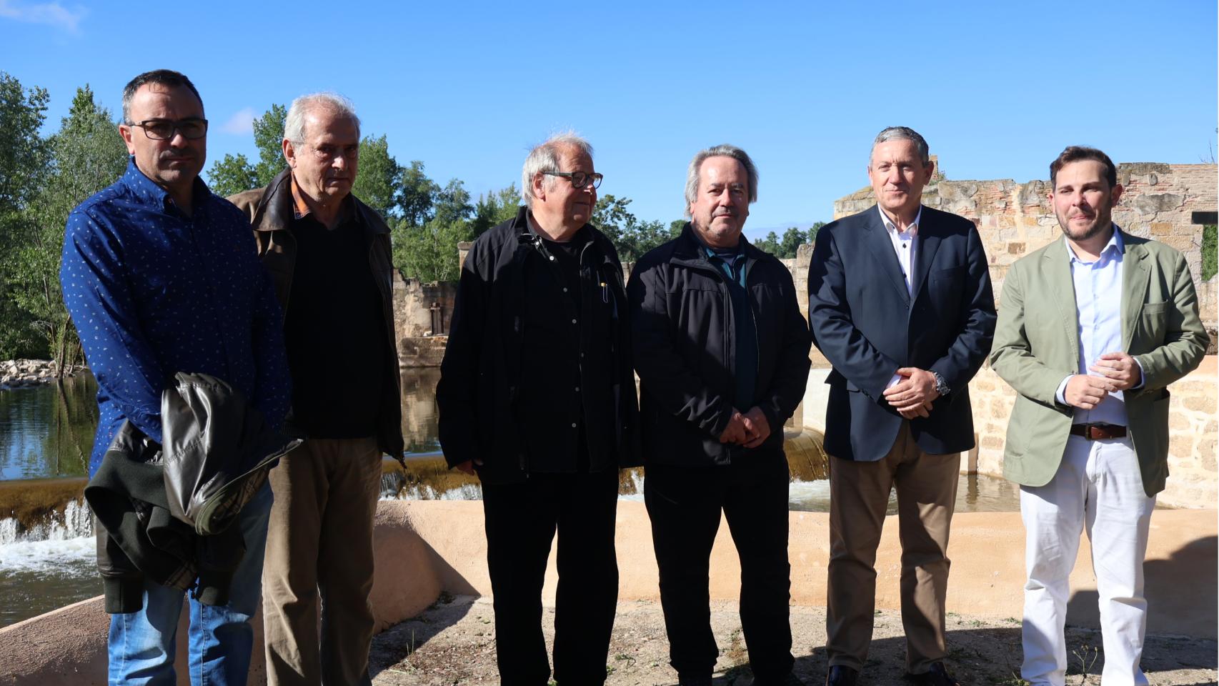 El alcalde de Zamora, Francisco Guarido, y el presidente de la Diputación Provincial, Javier Faúndez, durante su visita a las Aceñas de Gijón, este miércoles