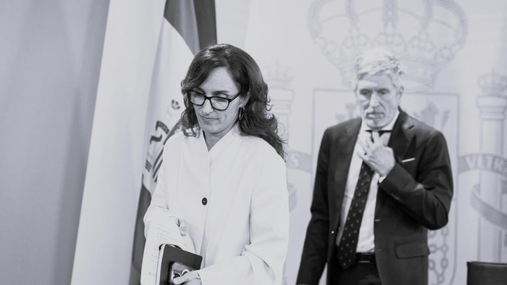 La ministra de Sanidad y el de Interior, este miércoles.