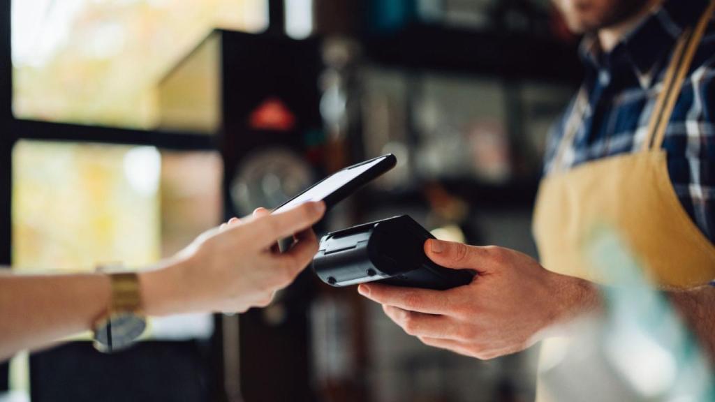 Bizum Pay podría obligar a los bancos a cambiar sus aplicaciones.