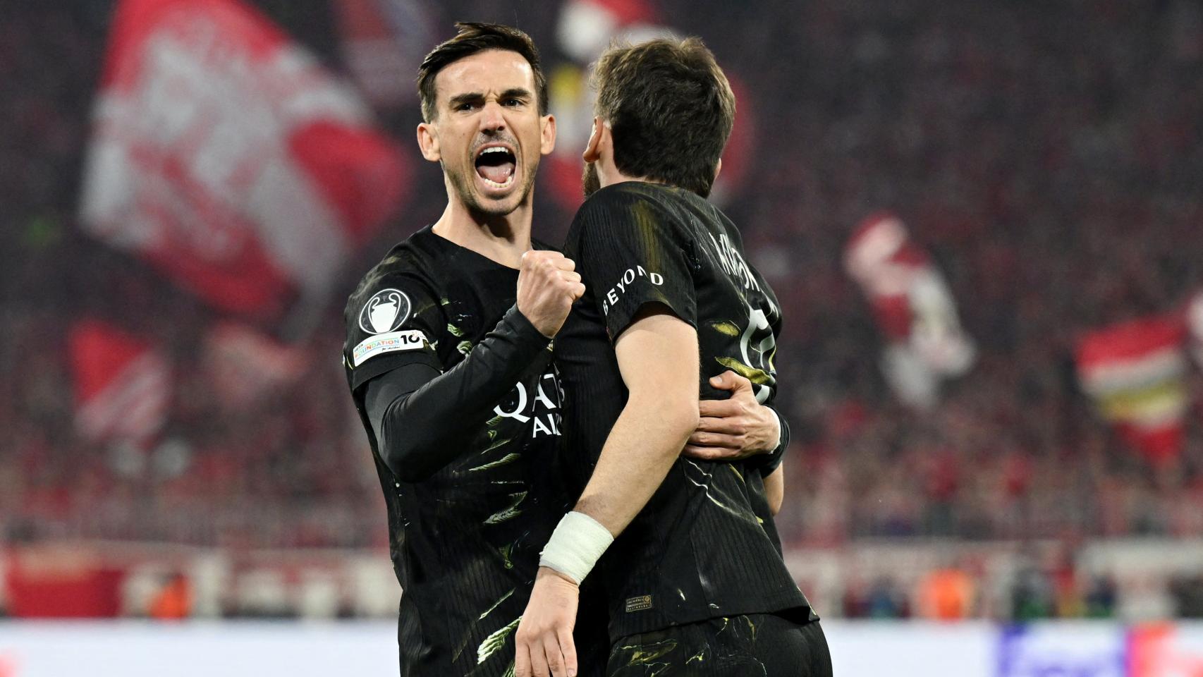 Fabián Ruiz celebra el gol de Dembelé ante el Bayern.