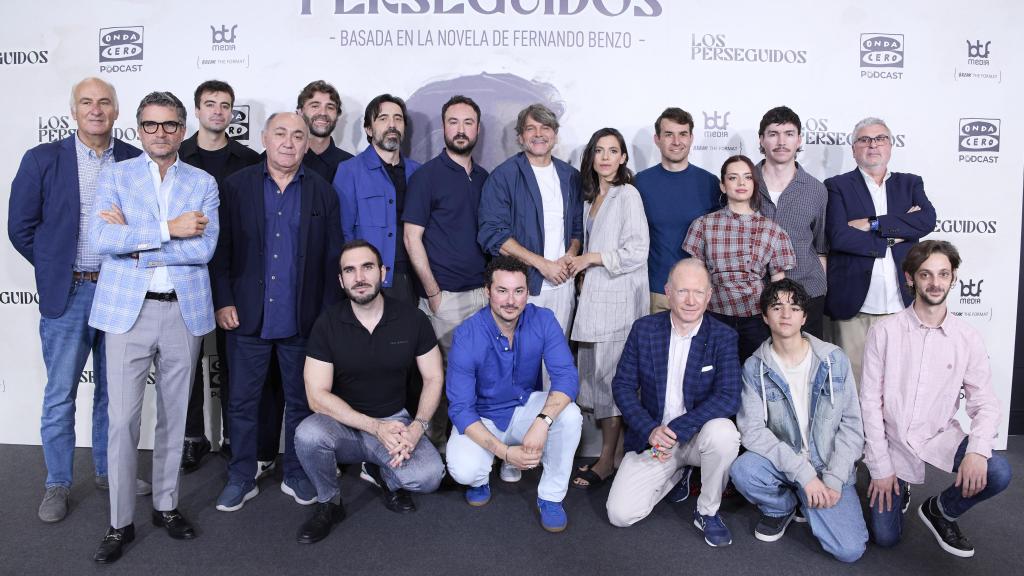 Elenco de 'Los Perseguidos'.