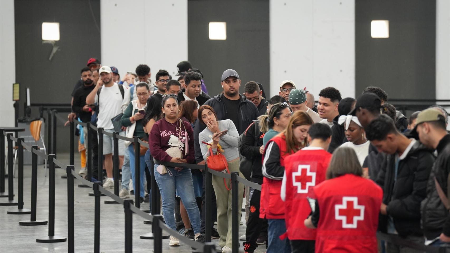 El Supremo desoye a Vox y la Comunidad de Madrid y no suspende la regularización masiva de inmigrantes